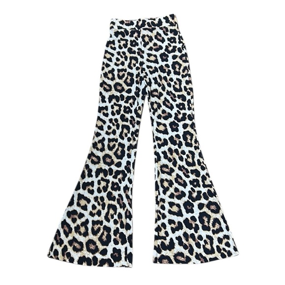 Bell bottom tiger print stretchy pull on pants,,flare legs,70’s,like new! - Picture 10 of 10